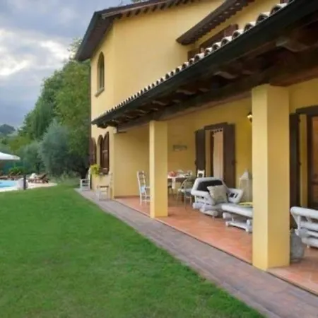 Vakantiehuis In Mit Privatem Pool Acqualagna